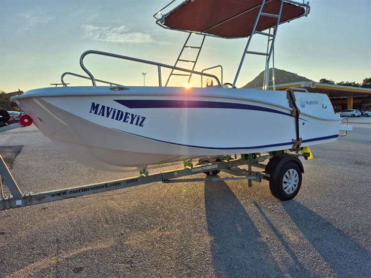 Karaburun Koylarında Mini Tekne Turu