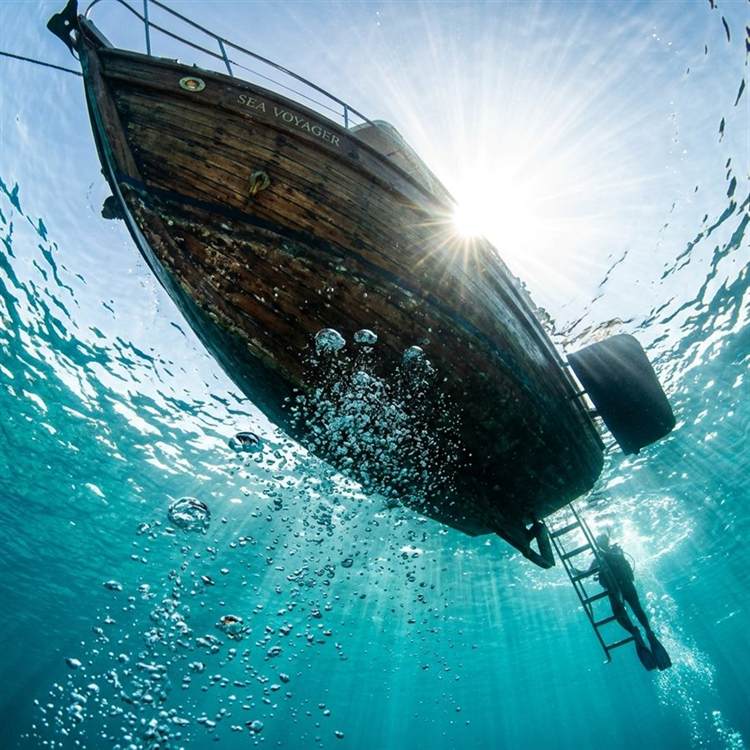 Karaburun Mavideyiz Özel Tasarım Dalış Teknesi