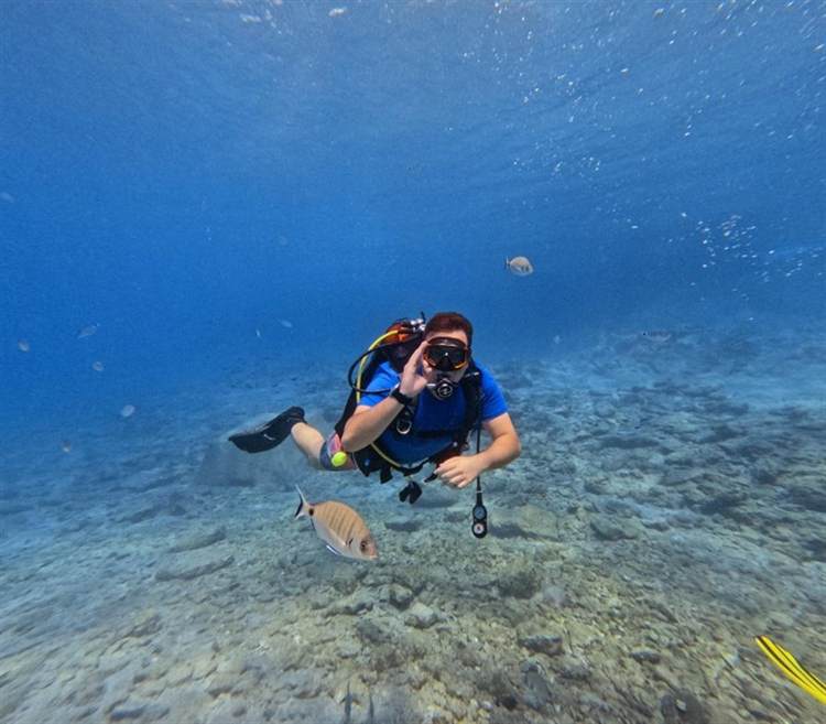 Karaburun 5 Metre Emniyet Beklemesi Dalışı